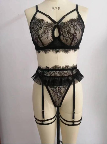 Conjunto de Lingerie Feminina com Cadarço: Babydoll de Duas Peças com Harness (Tiras) e Bojo Vazado